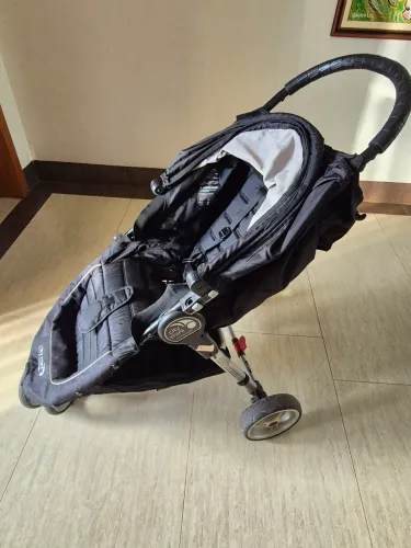 Carrinho importado dobravel City mini Jogger