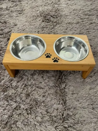 Vendo Comedouro para PET com suporte de madeira