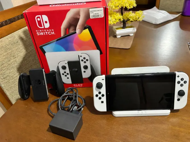 Nintendo Switch Oled 64GB- Bloqueado<br>
