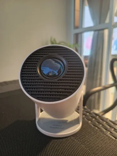 Projetor HY300 novo 