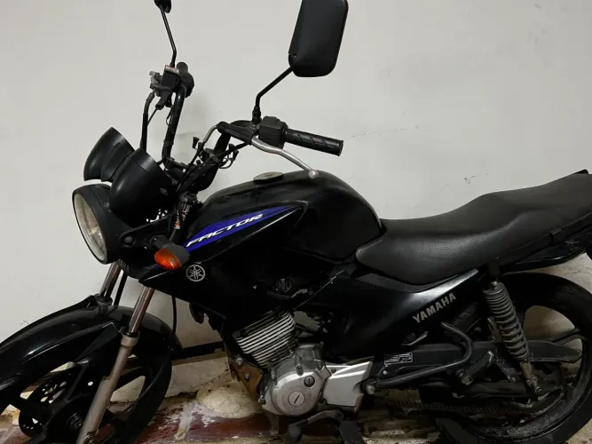 Factor YBR125 ED 2015