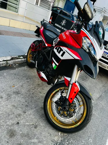 Ducati Multistrada 1200 ST