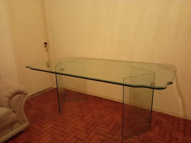 Mesa de vidro bisotado
