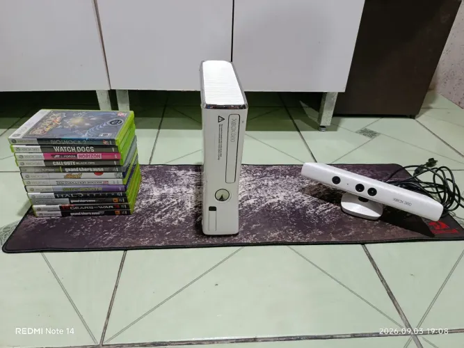 Xbox 360 Original Branco (Travado) & Kinect + 12 Jogos Originais