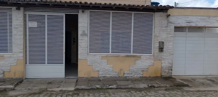 Casa no bairro tomba