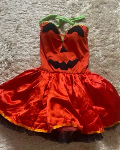 Fantasia Halloween abóbora M estica usada 1 vez
