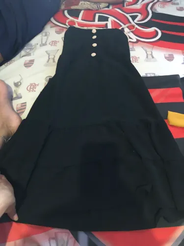 Vendo lote de roupas 200 reais me chama que eh mando foto das peças 