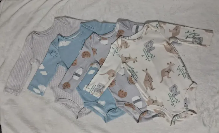 Kit body Carter's manga longa 6 meses