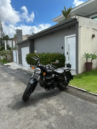Meteor 350 Stellar Black