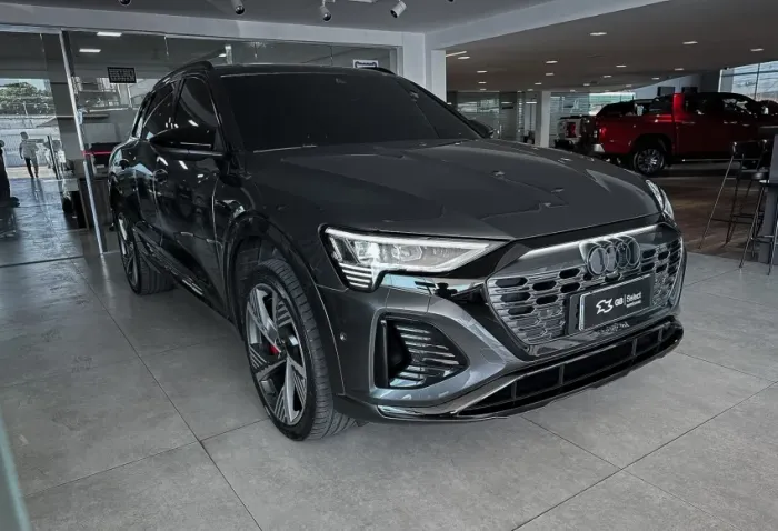 Audi Q8 E-tron Performance Black (elétrico) 2024