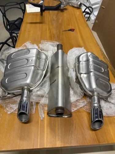Abafadores originais jetta GLI 2021 usados apenas 10 mil km