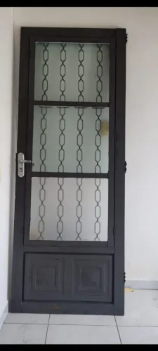porta de ferro