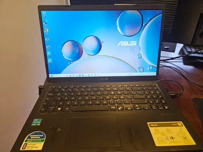 ASUS VivoBook  X1500E