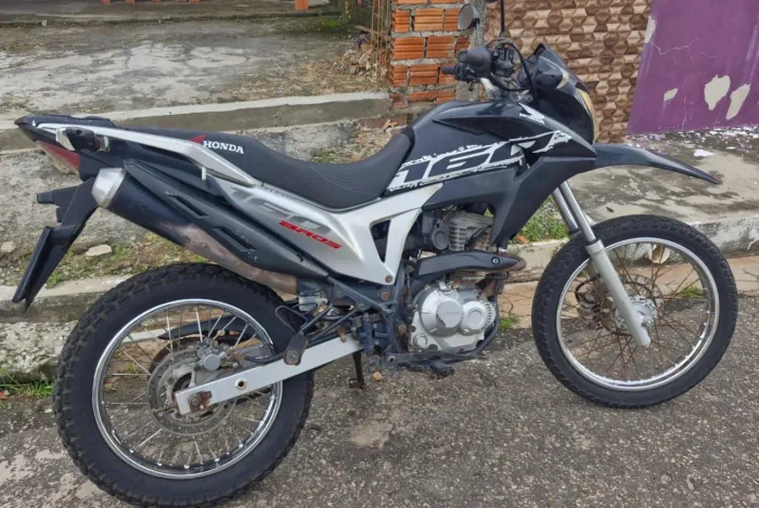 Moto/motocicleta Honda bros 160 flex, segundo dono, sem multas, IPVA 2026 pago.