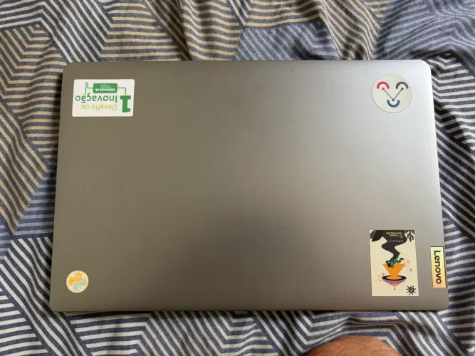 Lenovo Ideapad 3, Ryzen 5 5500U 20GB RAM, SSD 256gb