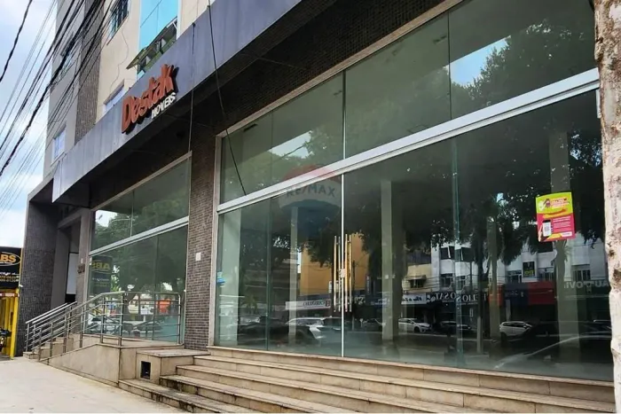 Ponto comercial de 600m² na Avenida Getúlio Vargas
