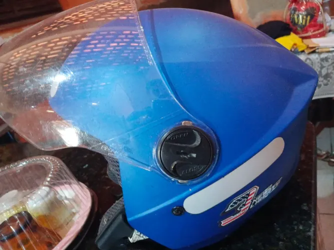 Vende-se capacete New liberty 3