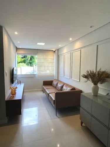 Jardim das Margaridas, Excelente 2/4(suite),decorado,armários e garagem privativa coberta!
