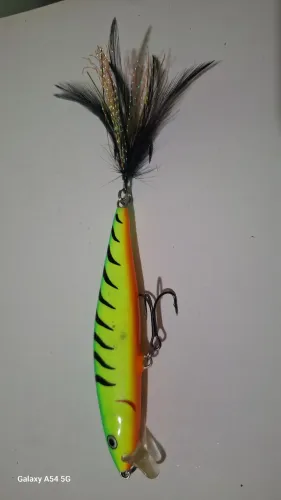 isca Rapala de 11 cm na cor Fire Tiger 