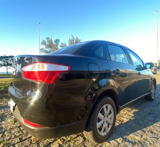 Fiat Grand Siena Attractive 1.0 Flex 8V 4P 2019