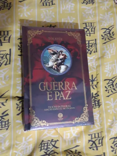 Guerra e Paz - Edição de luxo almofadada