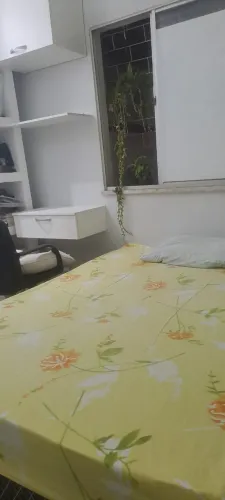 Quarto para homens no condomínio Cerejeira/Ponto Novo