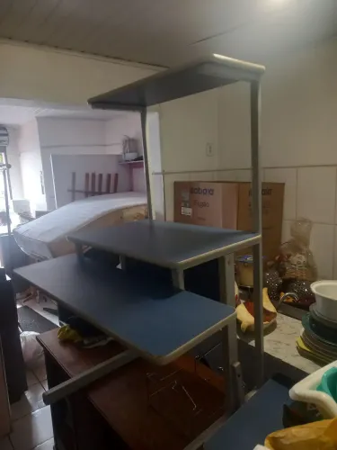 Mesinha de computador 100.00 não entrego * zap