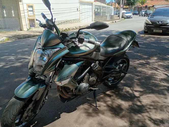 Vendo Kawasaki er 6n 650cc