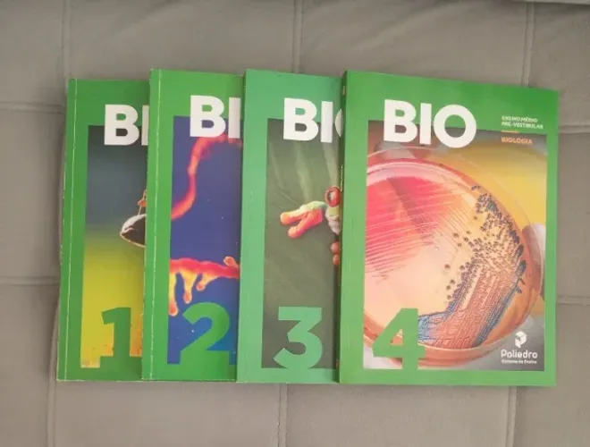 Livros de Biologia - Poliedro - 4 volumes - 2025 - Semi novos