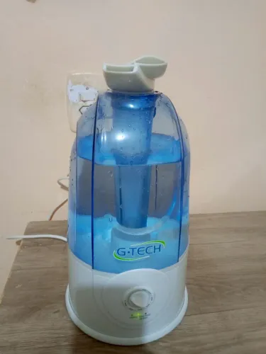 VENDO NEBULIZADOR - SANDUICHEIRA - ESPELHO -SUPORT -, MESA - FERRO .