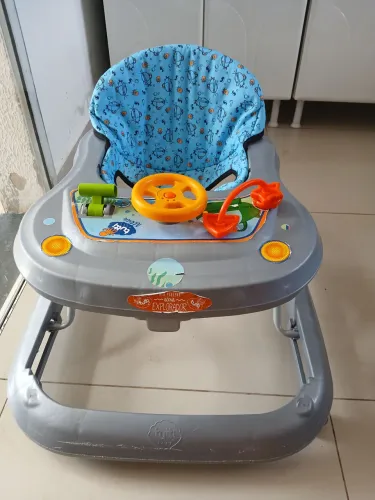 andador para bebê