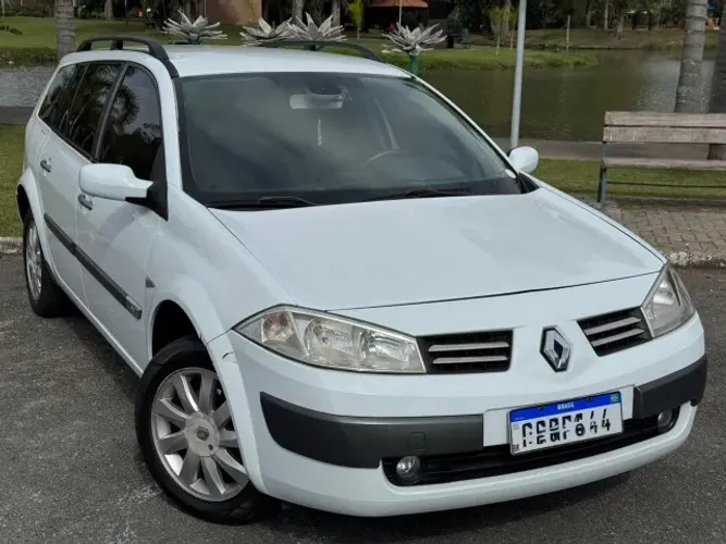 Renault Megane Grand Tour Dynam. Hi-flex 1.6 16V 2013