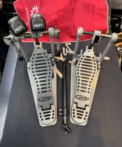 Pedal duplo PDP by DW 