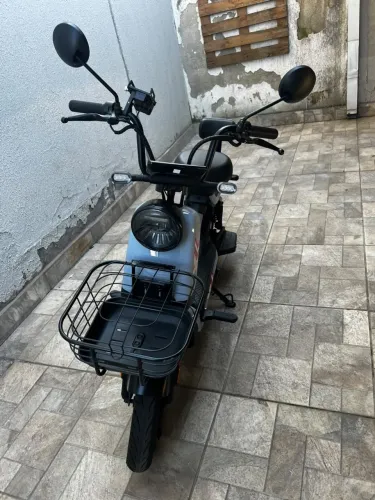 Moto elétrica 