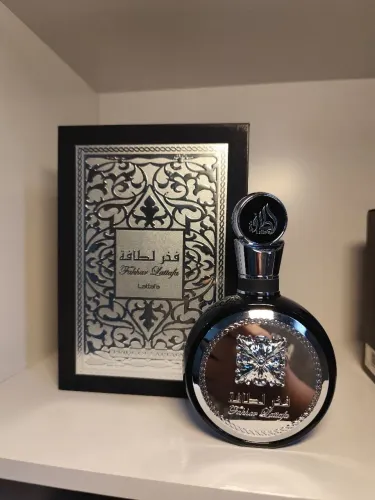 Perfume FAKHAR BLACK Lattafa 95ml