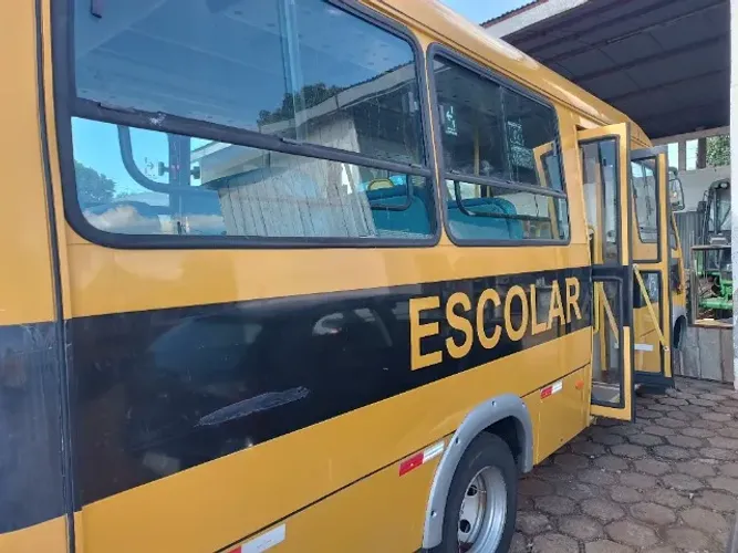 Microônibus Iveco CityClass 70C17 2014