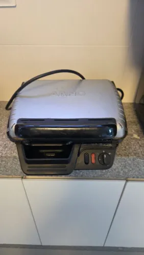 Grill elétrico Arno