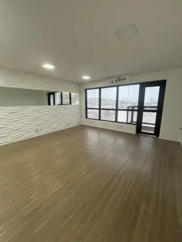 Sala comercial para venda possui 46 metros quadrados em Centro - Diadema - SP