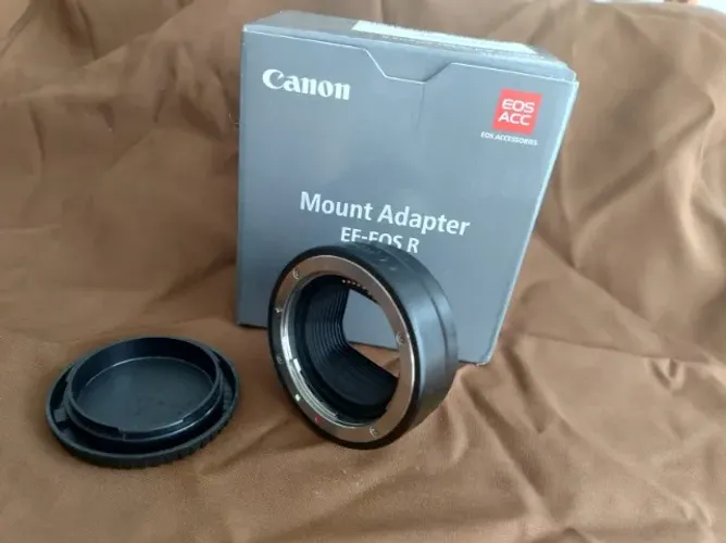 Adaptador CANON EF-EOS R R$ 900,
