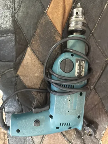 Furadeira Profissional Makita 2 Velocidades Mecânicas - Alta Resistência