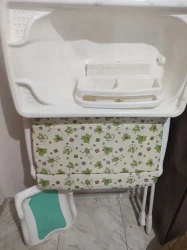 Banheira com trocador completo