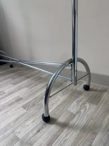 Arara para loja