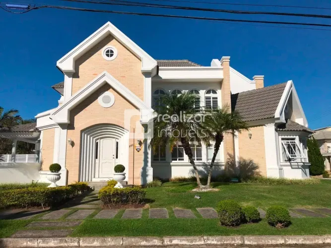 Casa 4 suítes no bairro Jurerê Internacional em Florianópolis