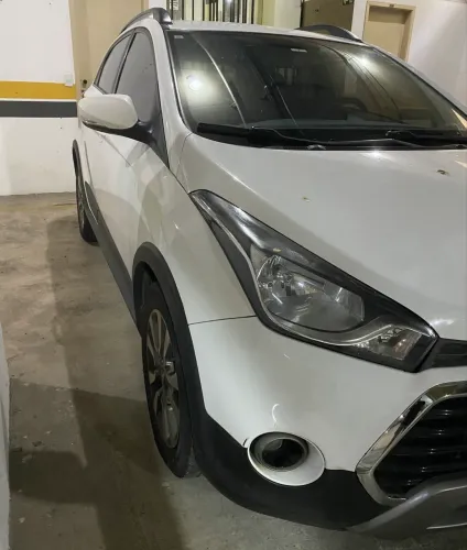 Hyundai HB20X Style 1.6 Flex 16V Aut. 2016