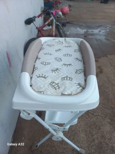 Vendo esse suporte para banheira da marca galzerano