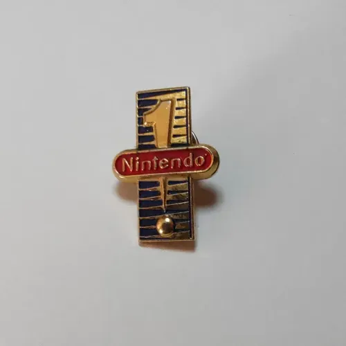 Pin Exclusivo para Funcionários Nintendo Anos 90 Número 1