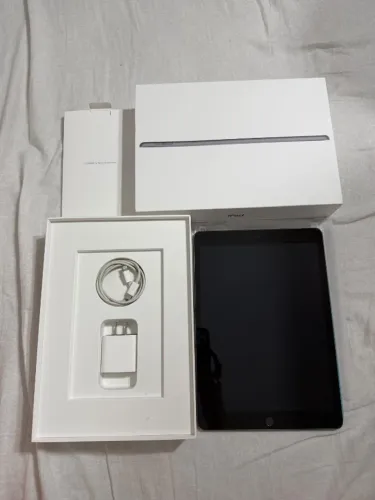iPad 9ª Geração 256GB Cinza Espacial