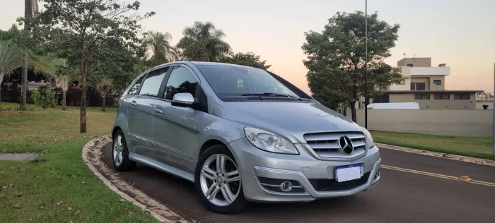Mercedes-Benz Classe B 200 2.0 Turbo 193cv Aut. 2011