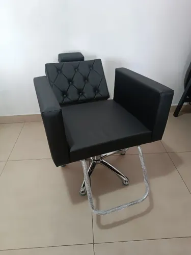 Poltrona Para Salão De Beleza Reclinável Hidráulica Profissional