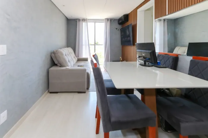 Apartamento com 2 Quartos para Alugar no bairro Igara com 42m²
